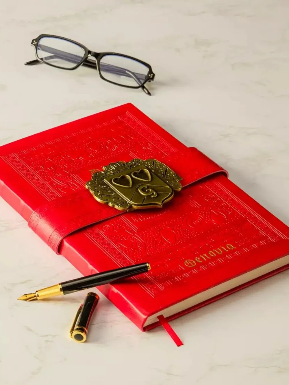 Mia Thermopolis Diary – The Princess Diaries – D23: The Ultimate Disney Fan...